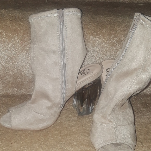 Zip up peep toe - Picture 1 of 2